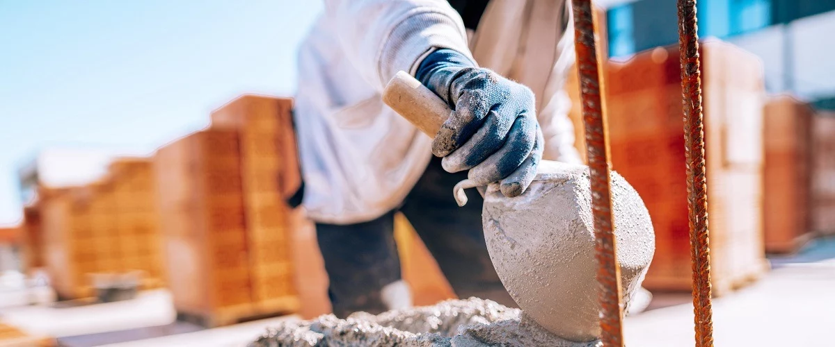 Contractor fabricating bricks